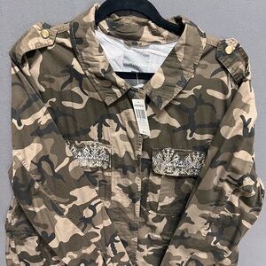 Lovesick Camouflage Shirt Jacket with Embroidered Pockets Lot 35